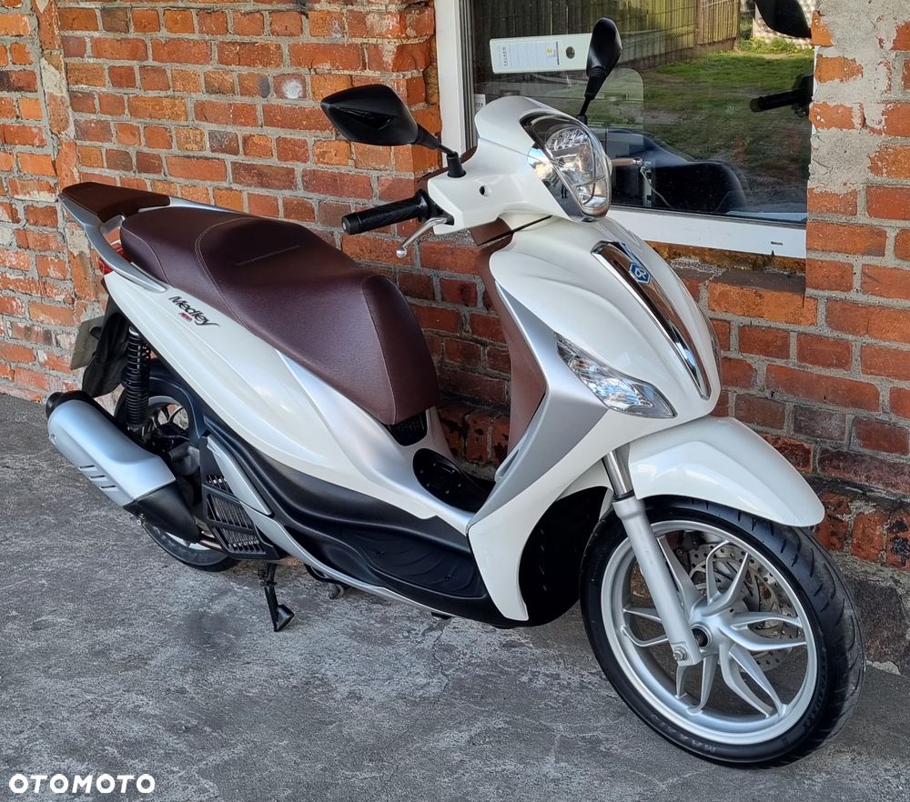 Piaggio Medley - 1
