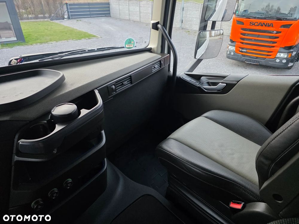 Volvo FH500/EURO6/ADR/FULL LED/ZŁOTY KONTAKT/SPROWADZONE Z NIEMIEC - 28
