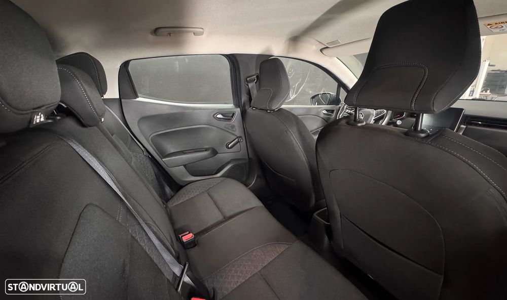 Renault Clio 1.0 TCe Exclusive - 10