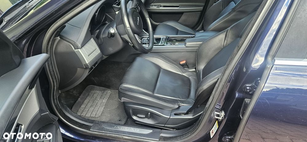 Jaguar XF 3.0 V6 AWD Prestige - 5