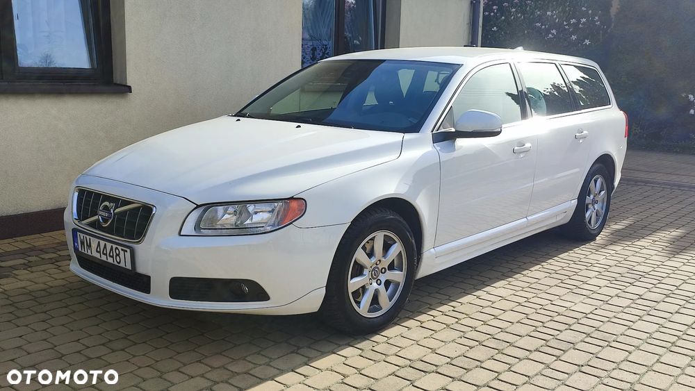 Volvo V70 D5 AWD Kinetic - 10