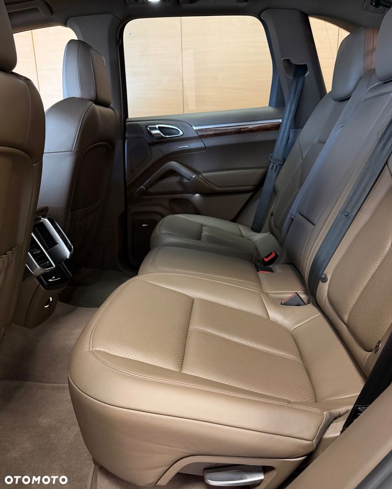 Porsche Cayenne S Tiptronic S - 10
