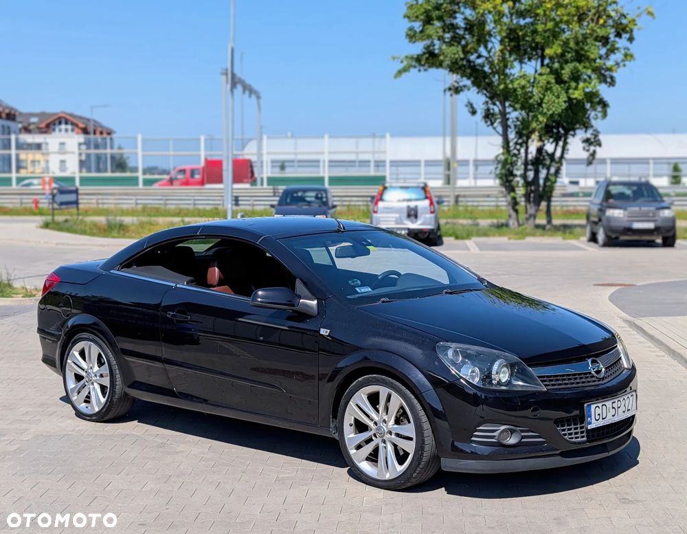 Opel Astra 1.9 CDTI Cosmo - 9