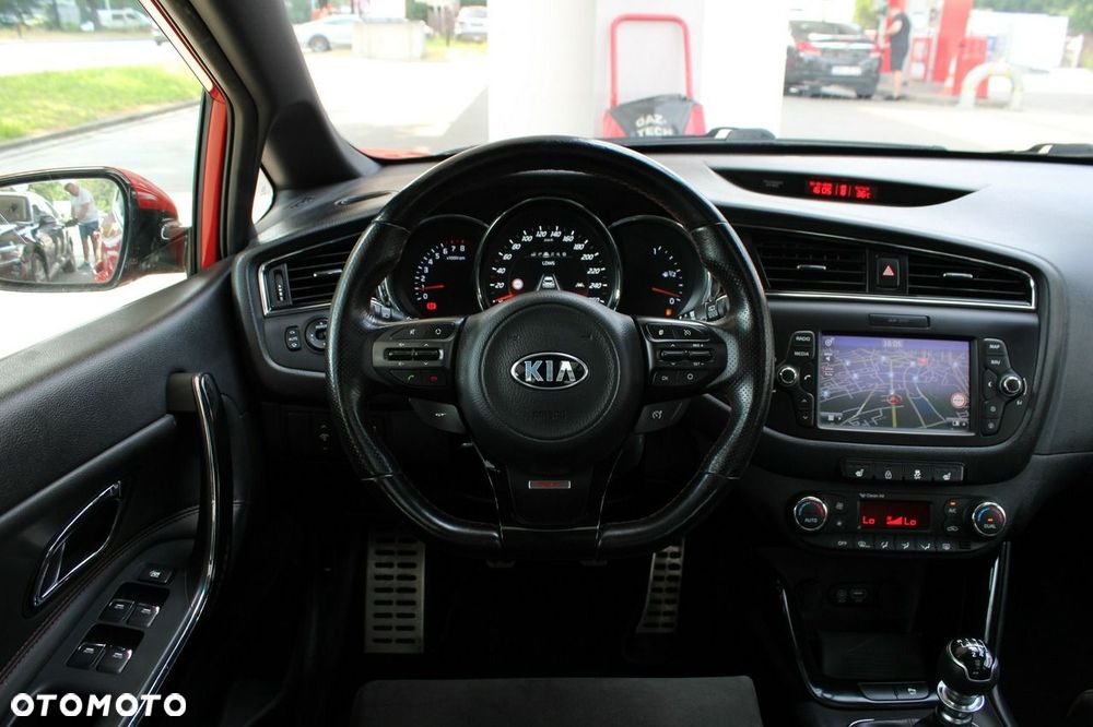 Kia Ceed 1.6 T-GDI GT XL - 8