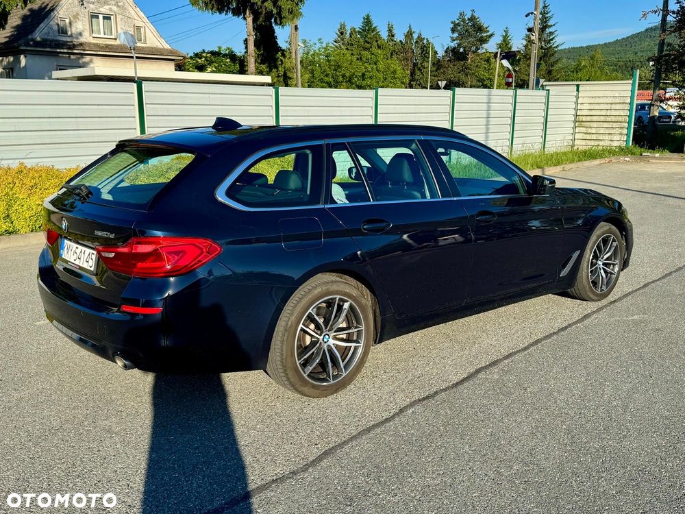 BMW Seria 5 520d Sport Line sport - 7