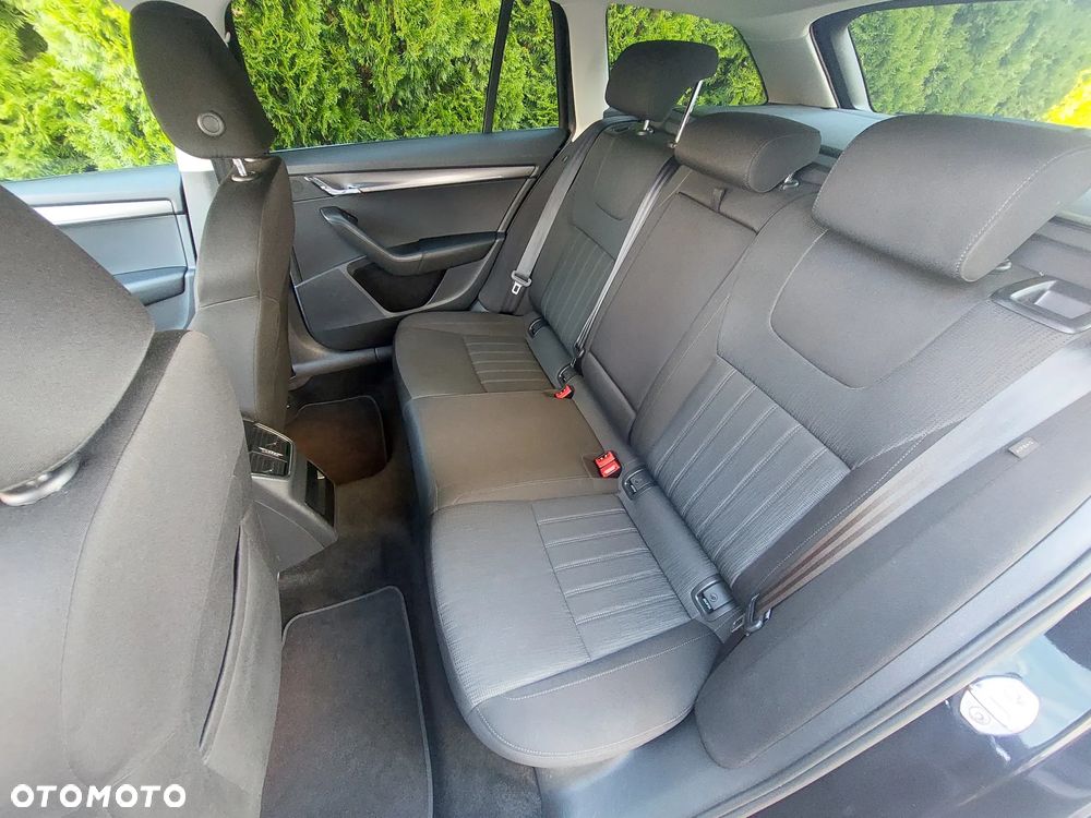 Skoda Octavia 2.0 TDI DSG Style - 15