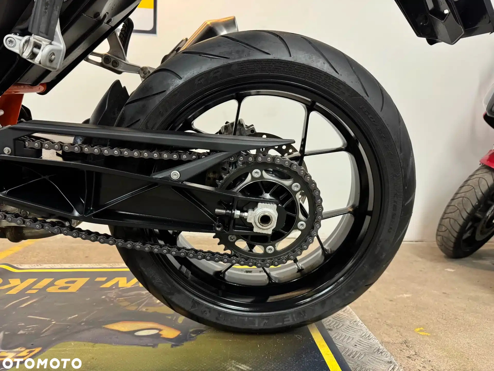 KTM Duke - 25