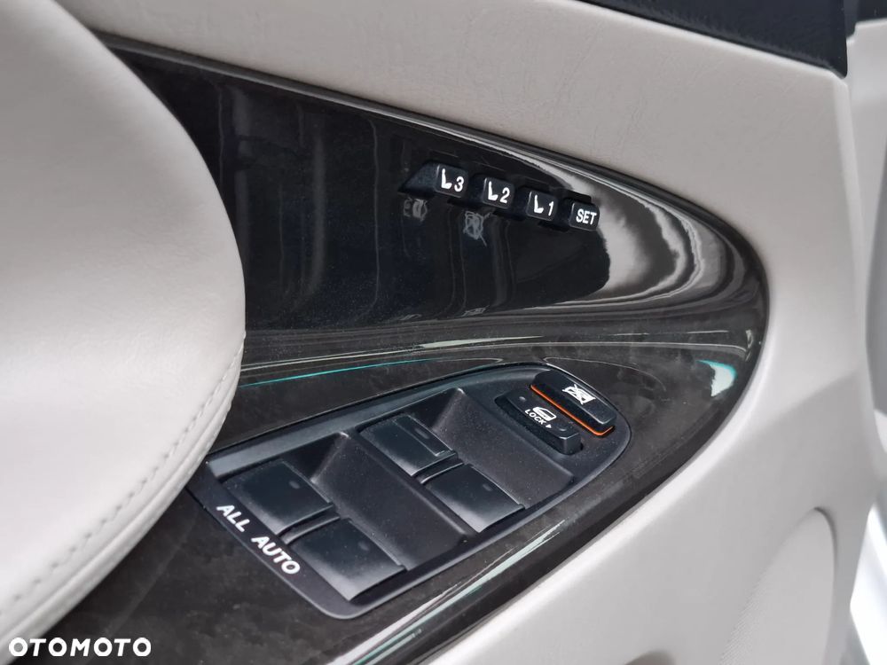 Lexus GS 450h Prestige + - 20