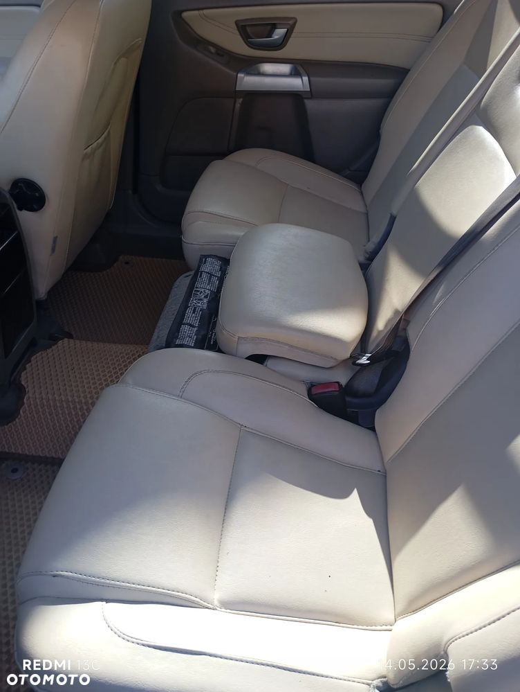 Volvo XC 90 2.4 D5 - 24