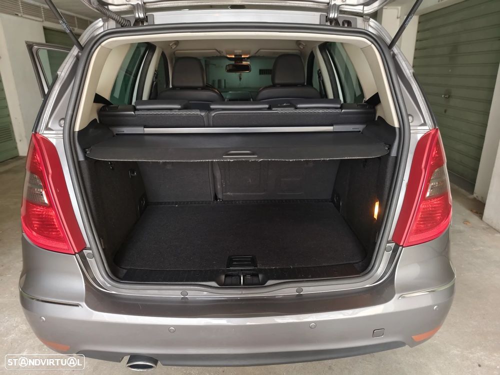 Mercedes-Benz A 180 CDI Avantgarde - 17