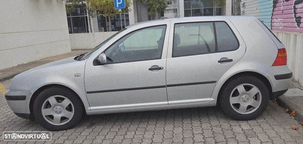 VW Golf 1.4i Confortline - 12