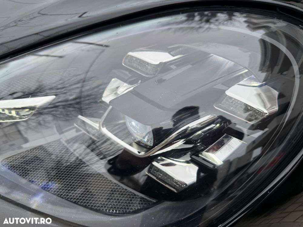 Porsche Cayenne Turbo S Tiptronic S - 15