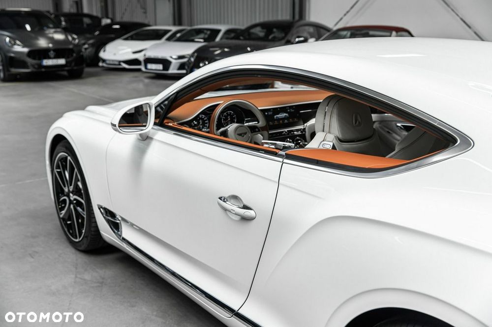Bentley Continental GT - 17