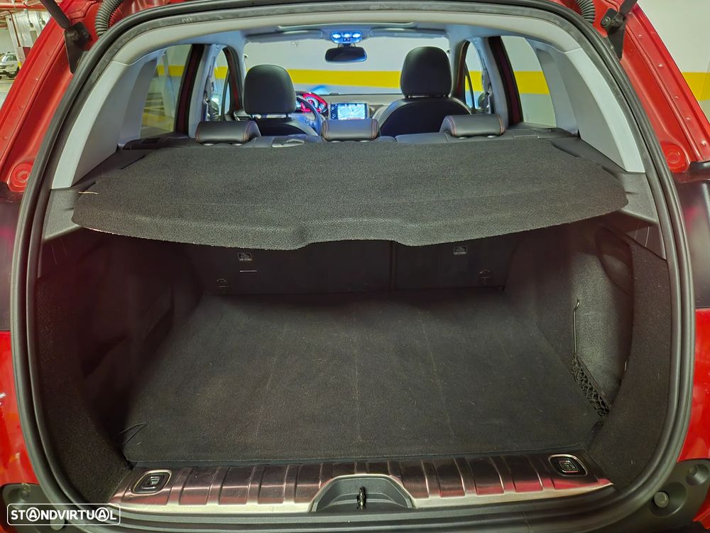 Peugeot 2008 1.6 BlueHDi GT Line - 37