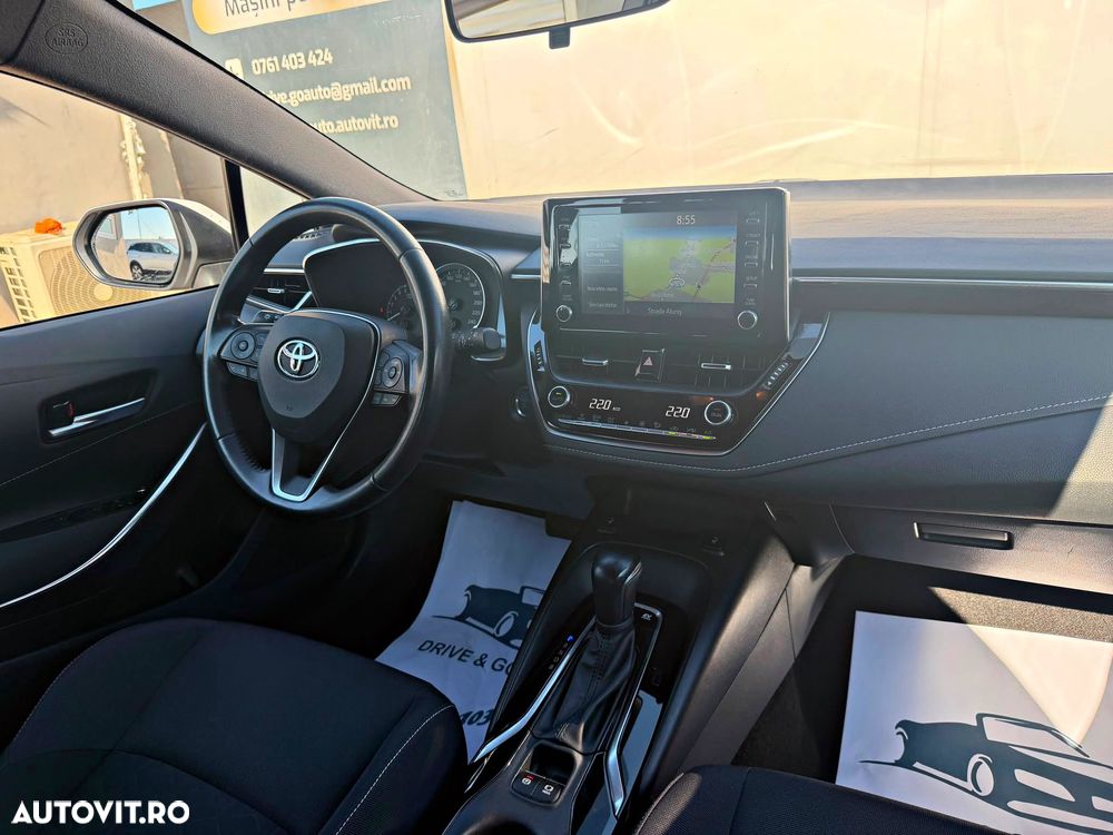 Toyota Corolla 1.8 Business Edition - 13