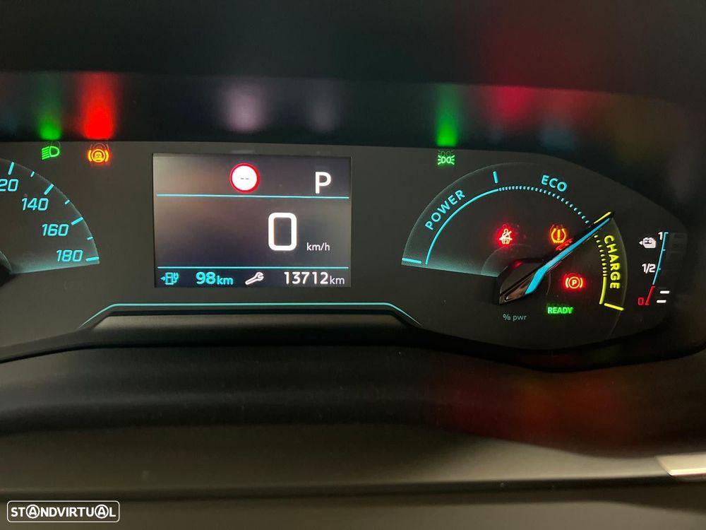 Peugeot e-2008 54 kWh Style - 19