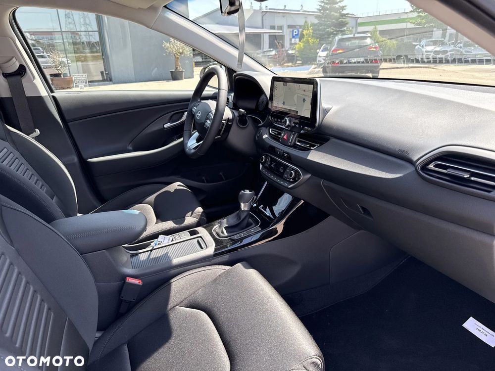 Hyundai i30 1.6 T-GDI Smart DCT - 19