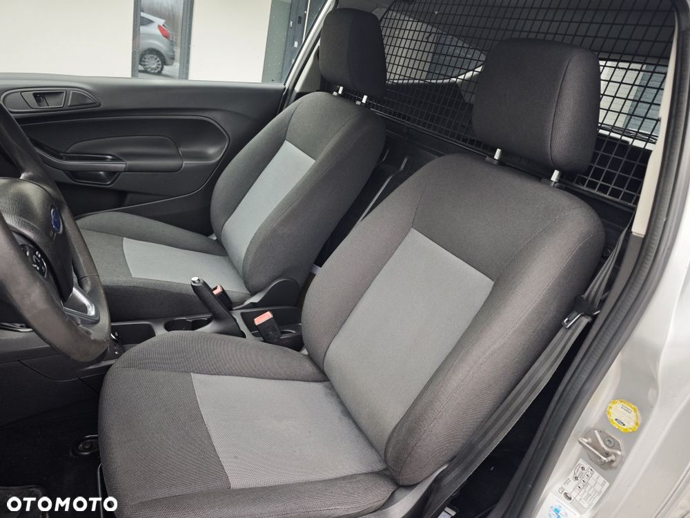 Ford Fiesta - 6