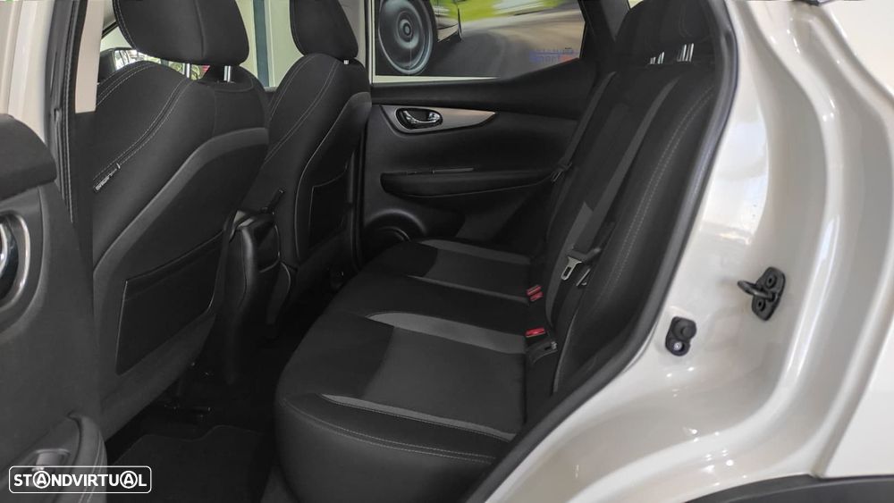 Nissan Qashqai 1.3 DIG-T Tekna - 18