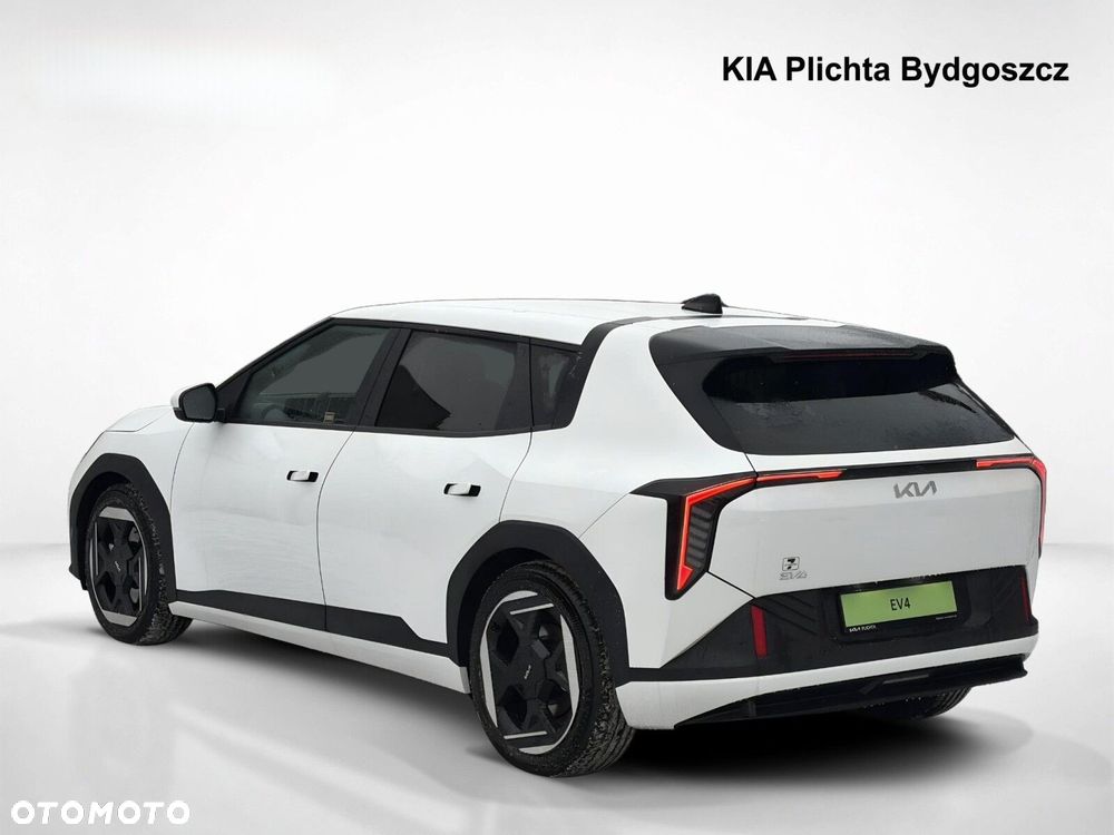 Kia EV4 - 4