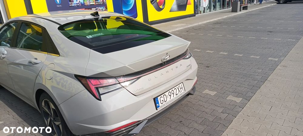 Hyundai Elantra 1.6 Executive - 4