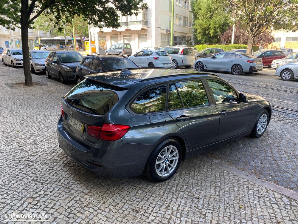 BMW 318 d Touring Ultimate - 14