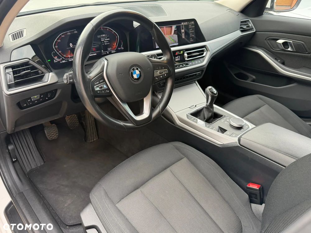 BMW Seria 3 - 19