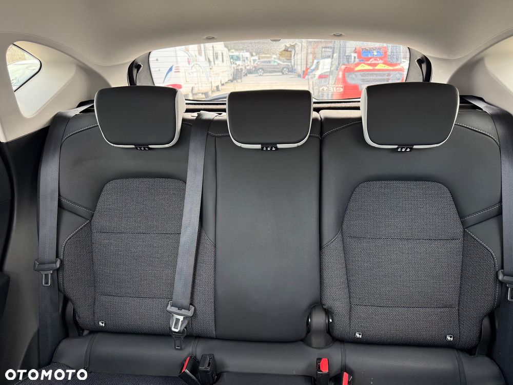 Renault Captur - 19