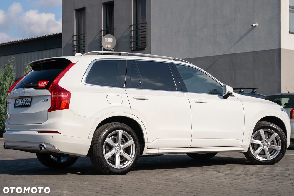 Volvo XC 90 B5 D AWD Geartronic Momentum - 12