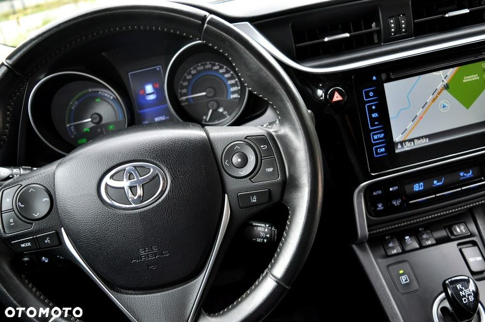 Toyota Auris - 15