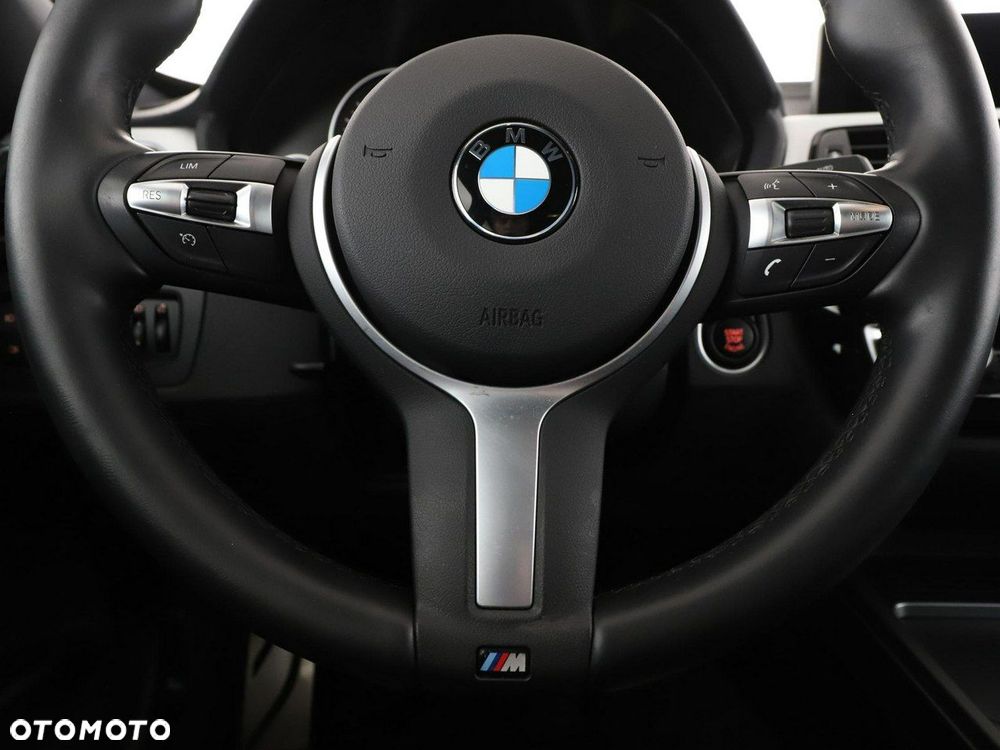 BMW Seria 3 318d M Sport - 22