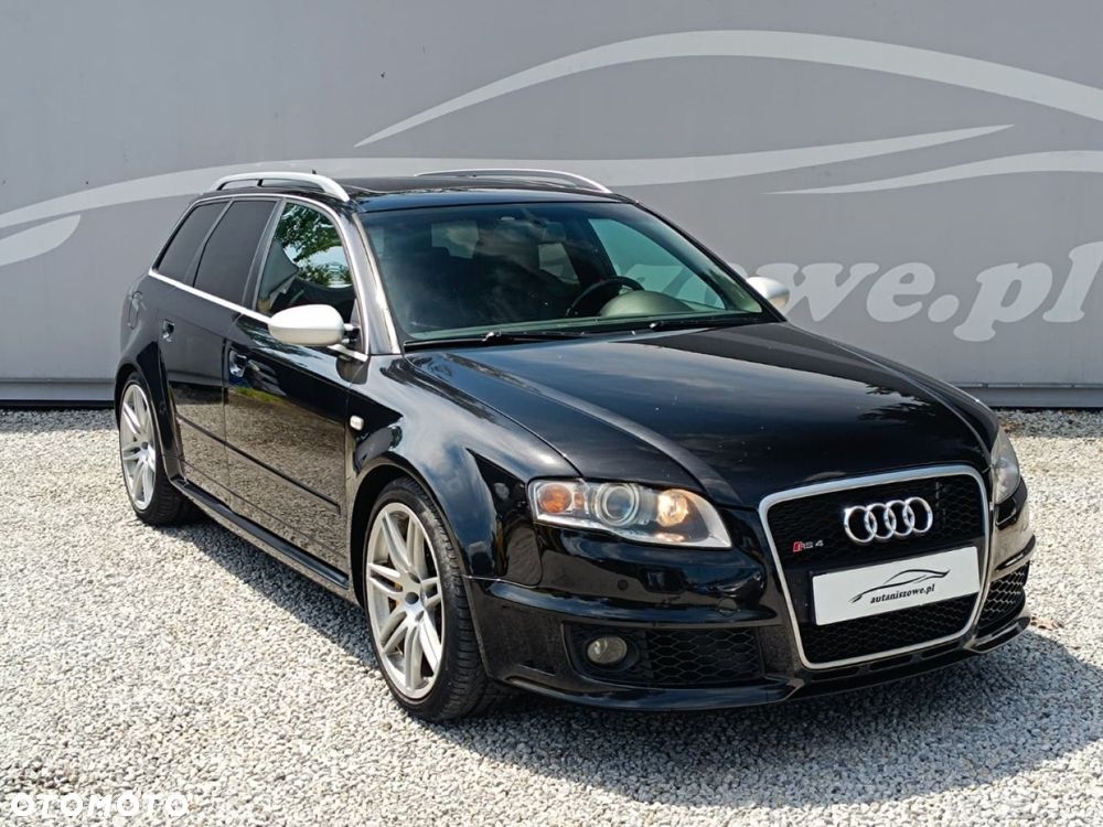 Audi RS4 Avant Avant - 12