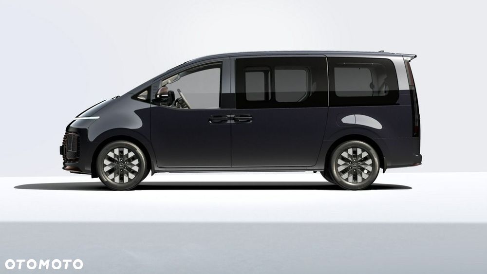 Hyundai Staria - 4