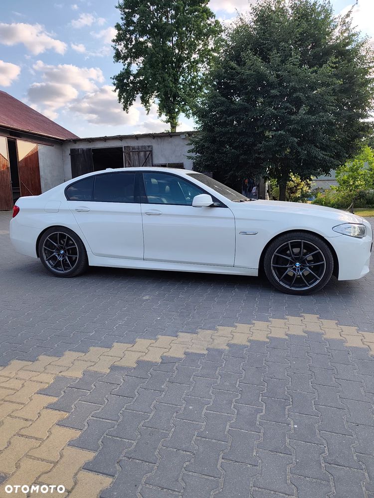 BMW Seria 5 520d Sport-Aut - 4
