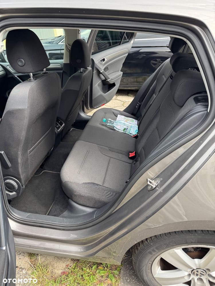 Volkswagen Golf - 18
