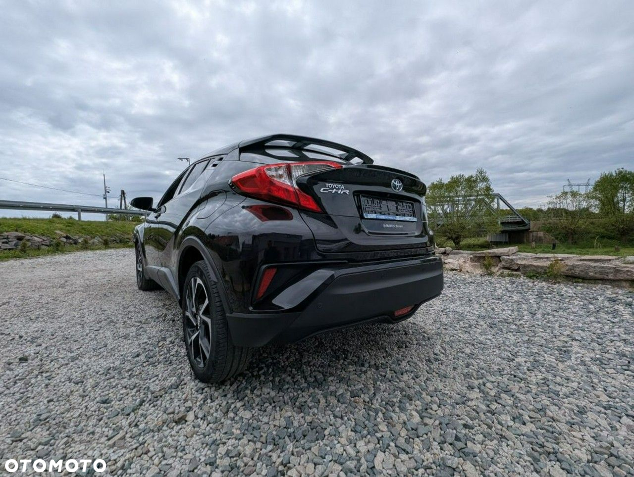 Toyota C-HR - 8
