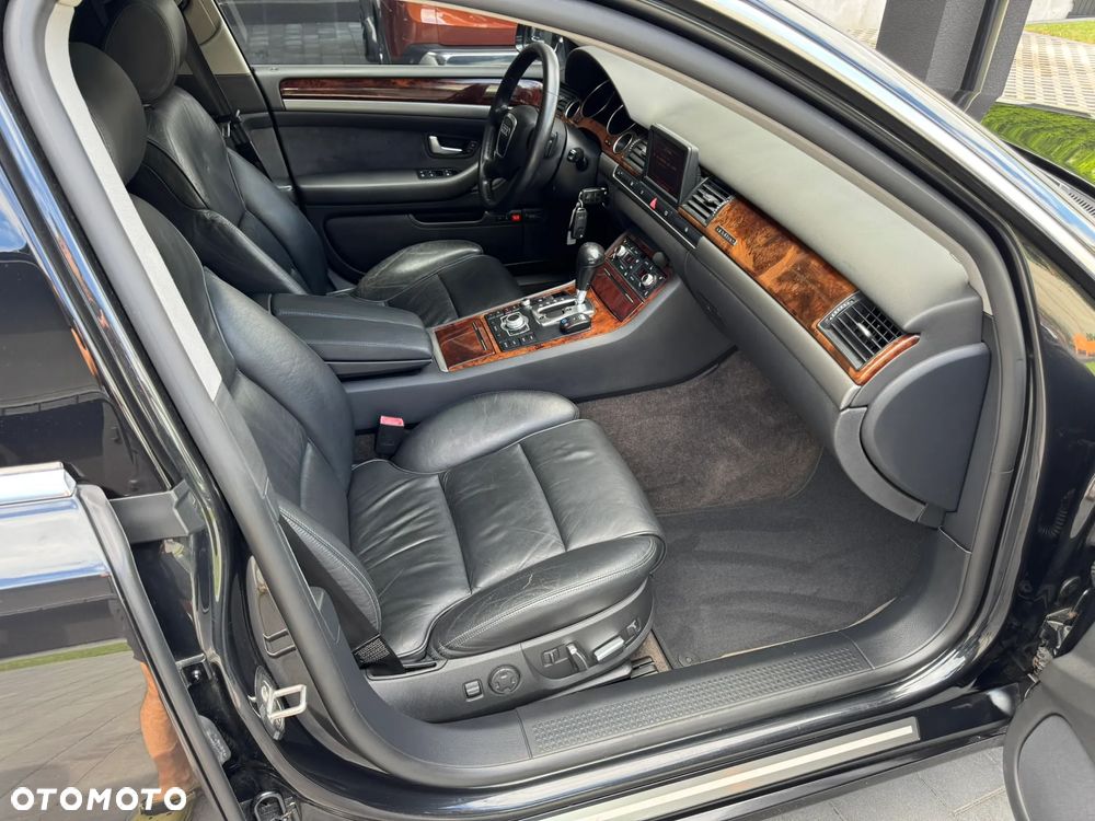 Audi A8 4.2 quattro Langversion - 25