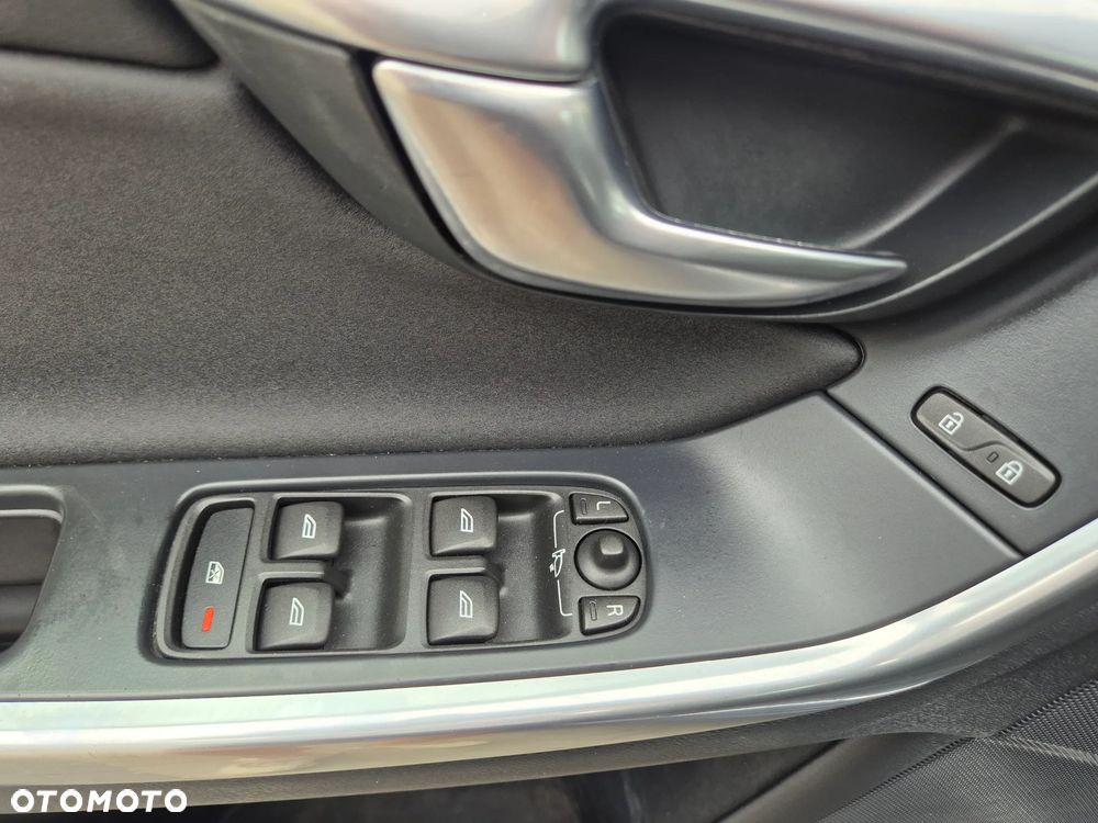 Volvo V60 T3 Base - 20