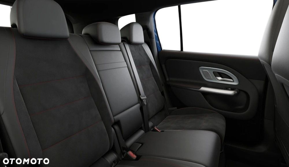 Mercedes-Benz GLB - 8