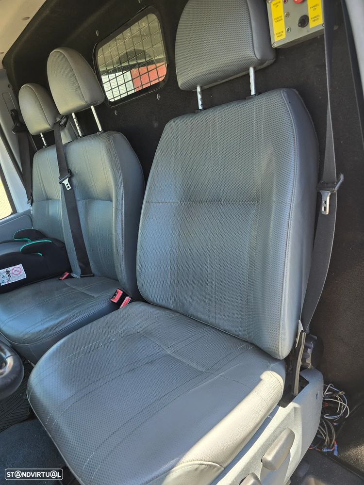 Ford Transit 330M 2.2 TDCi Média-T.Médio - 7