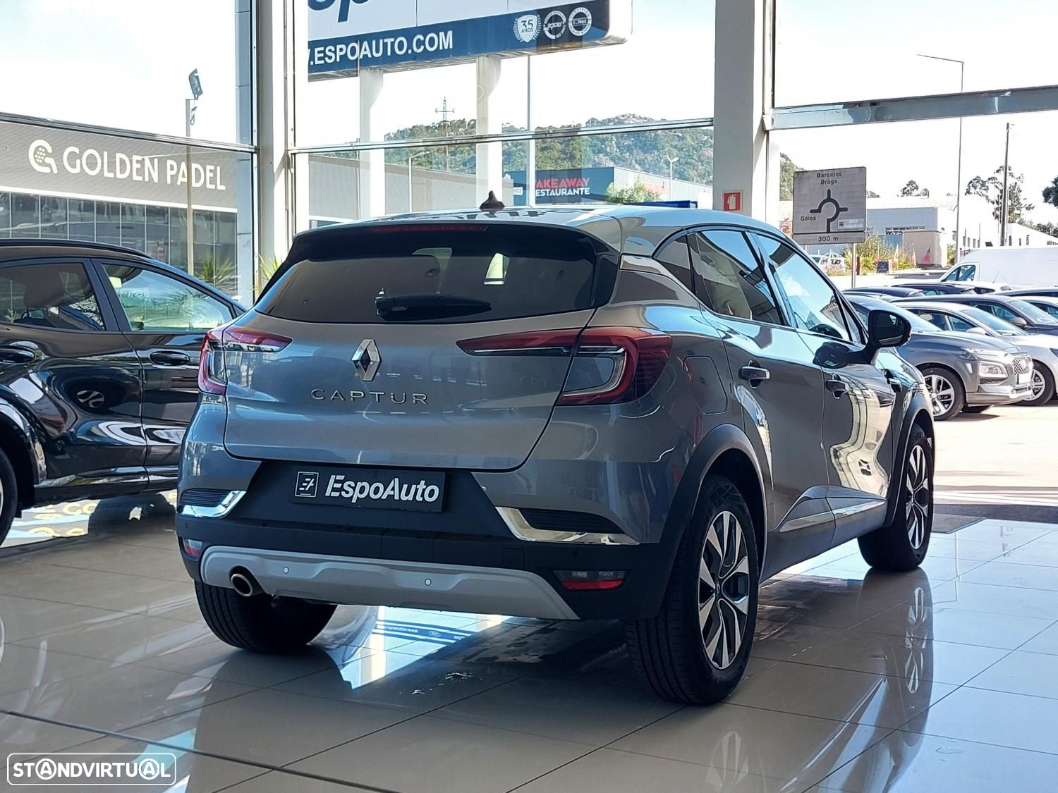Renault Captur 1.3 TCe Exclusive - 2
