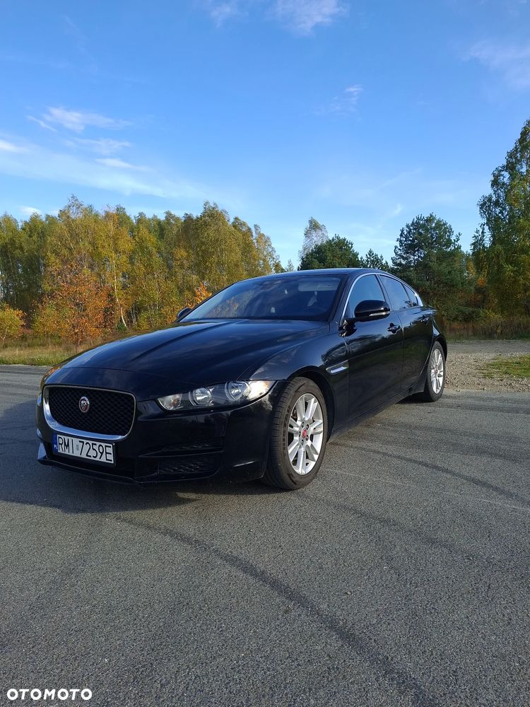 Jaguar Xe