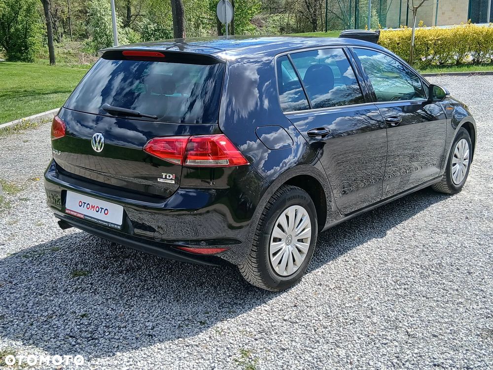 Volkswagen Golf 1.6 TDI BlueMotion Technology Comfortline - 25
