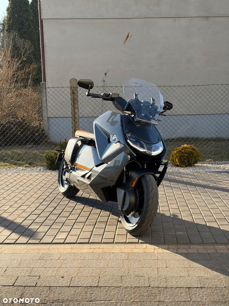 BMW CE 04 - 12