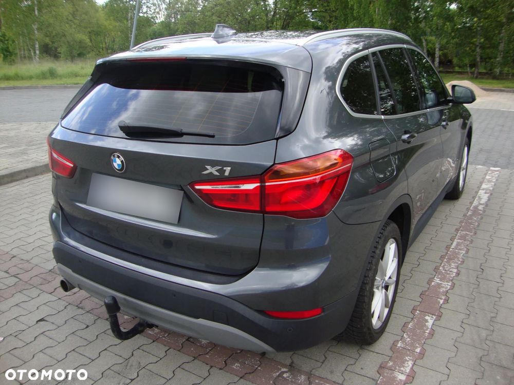 BMW X1 sDrive18d - 8