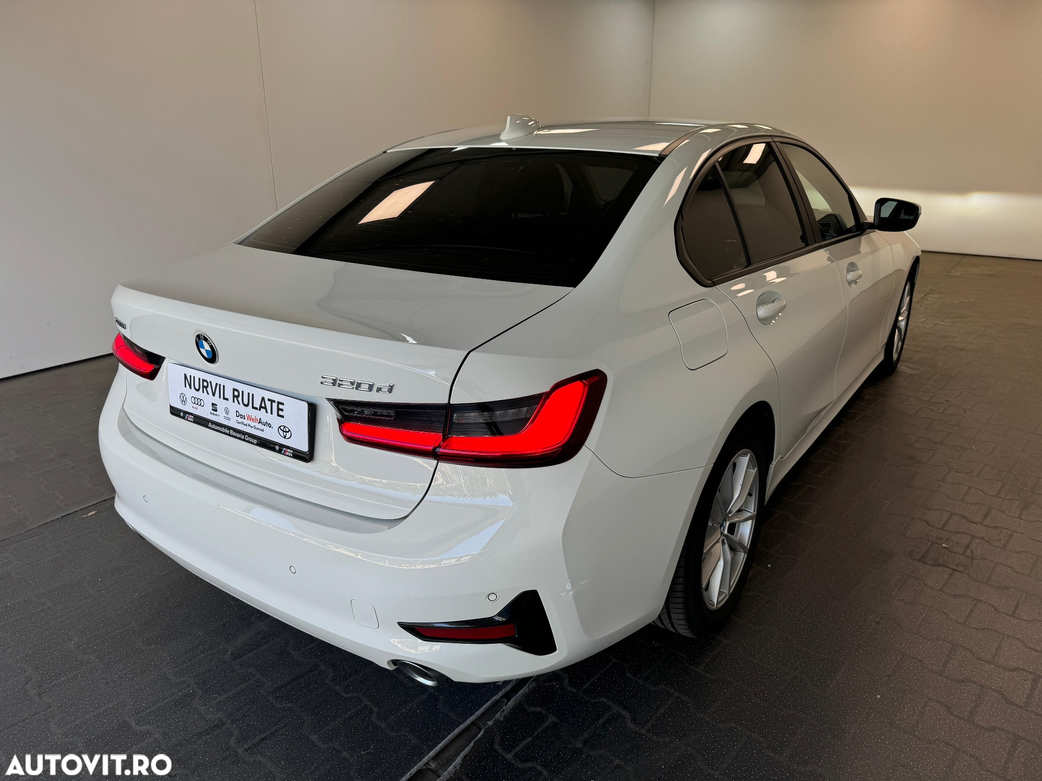 BMW Seria 3 320d xDrive AT - 15