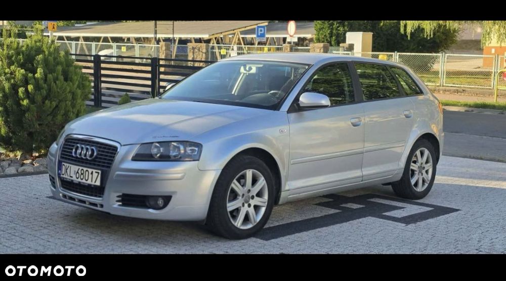 Audi A3 Sportback - 2