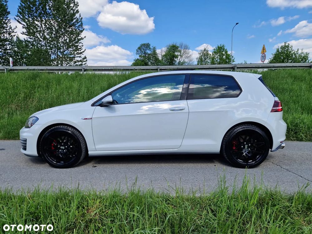Volkswagen Golf 2.0 TSI BMT GTI - 2