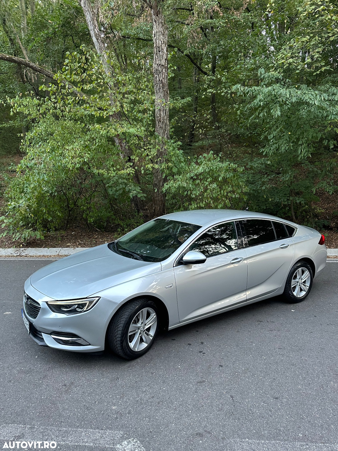 Opel Insignia Grand Sport 1.6 CDTI Start/Stop Aut. Edition - 2