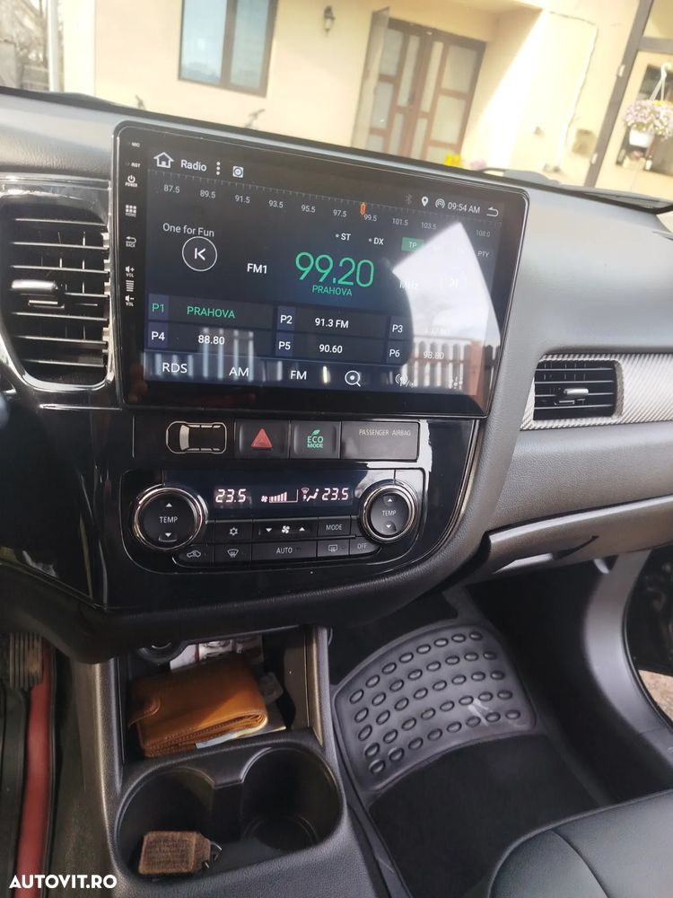 Mitsubishi Outlander - 6